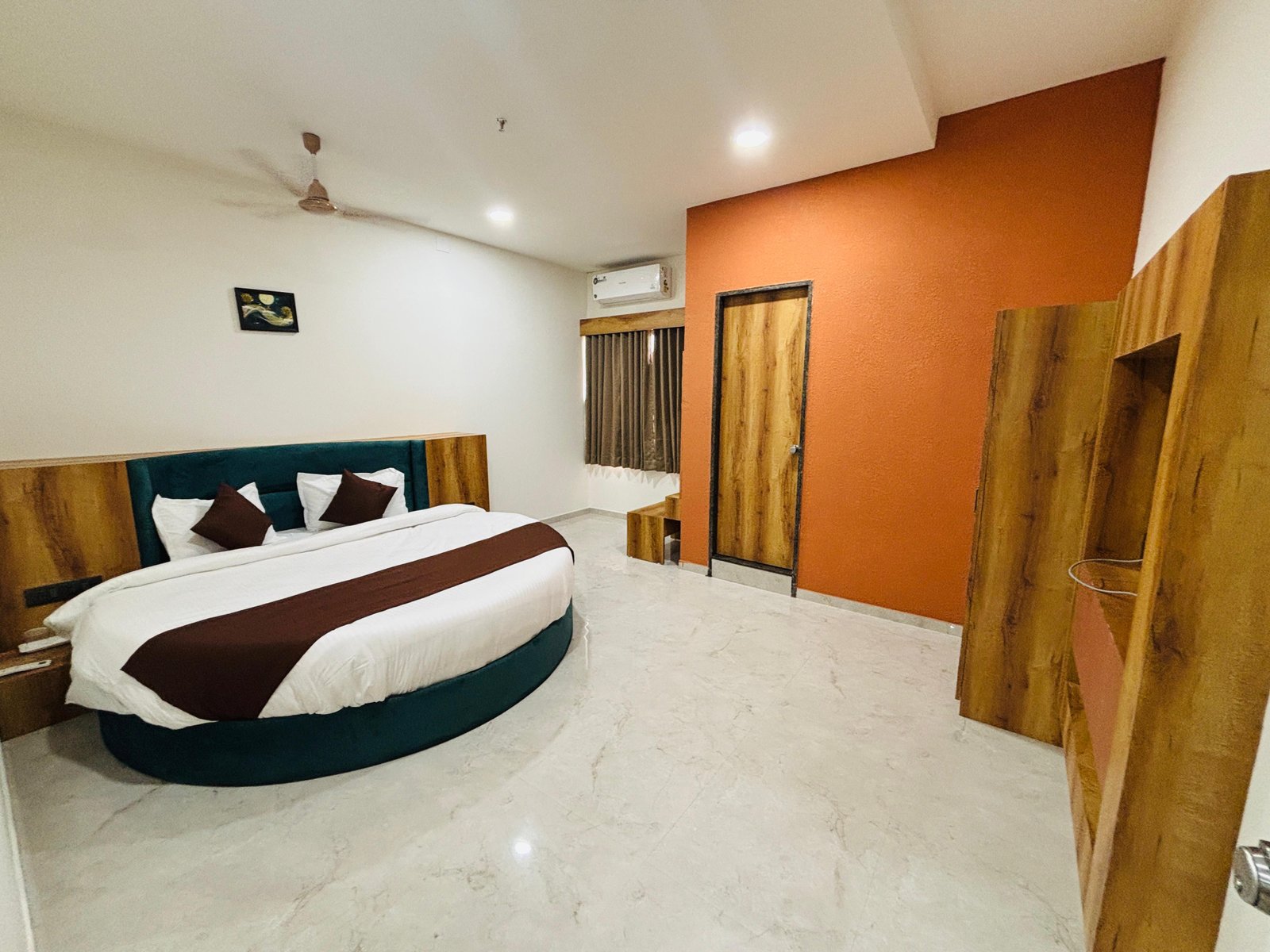 MB Hotel